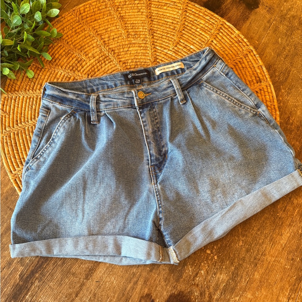 BCBGeneration Light Blue Pleated Trouser Jean Shorts - Picture 2 of 12